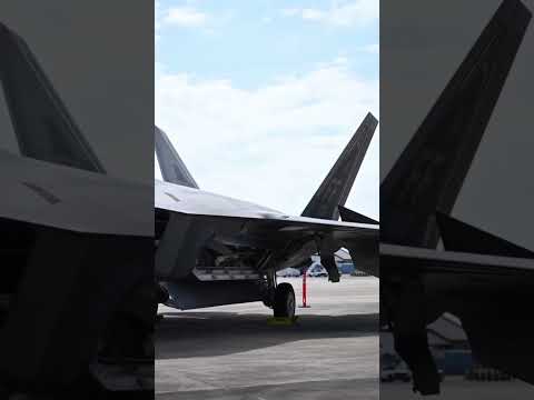 F-22 Prepare For Flight