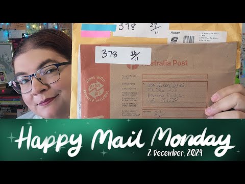 Happy Mail Monday – Surprise Books Edition