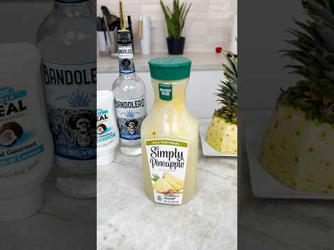 Mexican Pina Colada Punch #cocktail #coconut #pinacolada