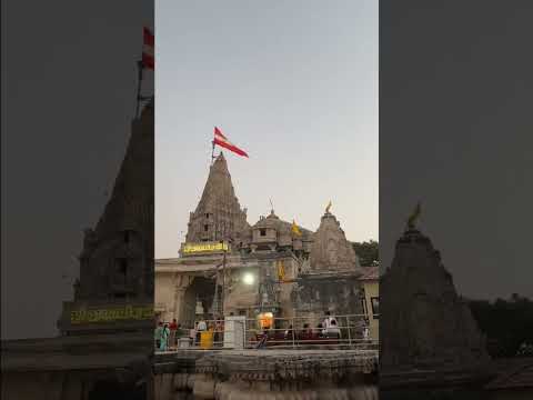 Dwarka - The Golden City of Krishna ❣️| Dwarkadhish Temple