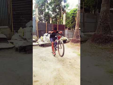 Stunt on cycle #cycle #mtbcycle #cyclecycle #cyclemode #stunt