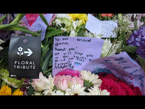 Floral tribute QUEEN ELIZABETH II Green Park flowers given by the people