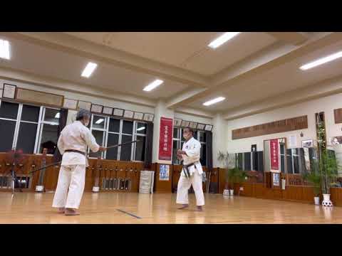 Bo vs Kumitekko practice 棒対組鉄甲稽古中 #信武舘 #古武道 #karate #shimbukan #okinawa #空手 #kobudo #沖縄