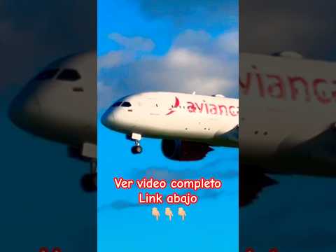 EXCELENTE aterrizaje de Avianca en Barcelona #youtubeshorts #shorts #short #planespotting #aviation