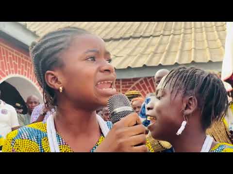 See how this young boy Showcases His Talent in Culture And Traditionall Dance Performance at Ooni Pa