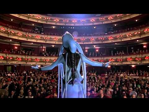 The Fifth Element Best Scenes - The Diva Dance