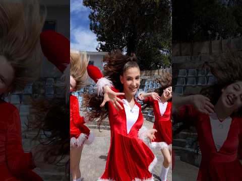 Santa Claus Song - Christmas Kids Dance