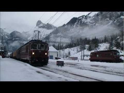 BLS Re 4/4 171 "Därligen" & 186 "Leissigen" in Kandersteg - 20.01.2013