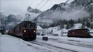 BLS Re 4/4 171 "Därligen" & 186 "Leissigen" in Kandersteg - 20.01.2013