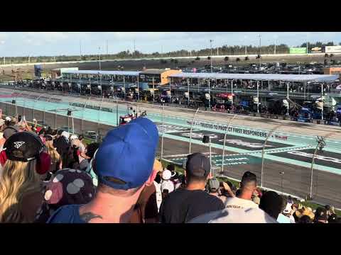 2024 Straight Talk 400 at Homestead-Miami Speedway INCREDIBLE FINISH from stands (NASCAR Cup Series)