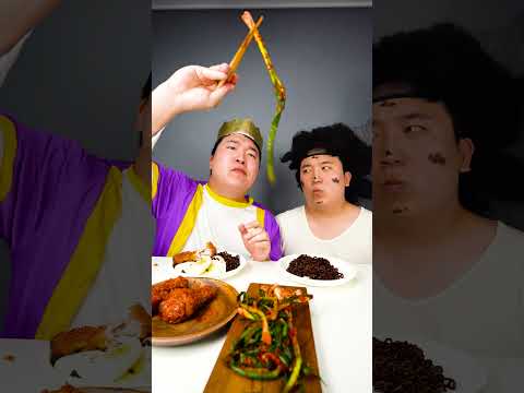 ASMR MUKBANG | Spicy Fried Chicken , black bean noodles! eating HUBA #shorts