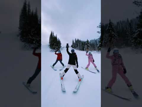 Tiktok dances but on ski's #skiing #Skidancing