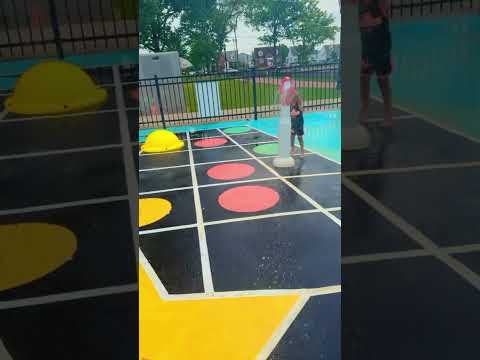 Cute baby playing with water gun🔫💦🤣😂 #shorts