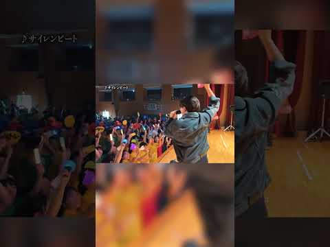 秋田県で高校の学園祭にサプライズ登場⁉︎ #鈴木鈴木#shorts #学園祭