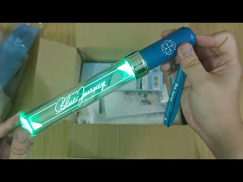 My first lightsaber - Unboxing hololive Blue Journey Concert Merch