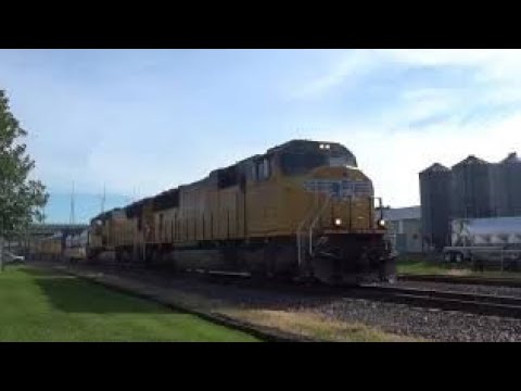 2018 Union Pacific Home Plate Special leaving Council Bluffs, Iowa led by UP4500 4654