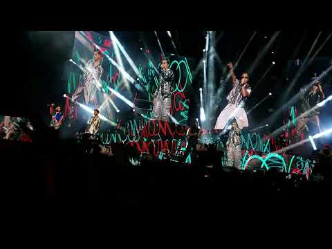 Suelta, Sola y Tranquila - CNCO ft. Fabro y MYA - 7/7/23, Movistar Arena, Buenos Aires, Argentina.