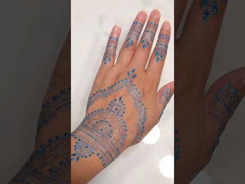 Blue glitter henna 🩵💙 #henna #mehndi #glitterhenna