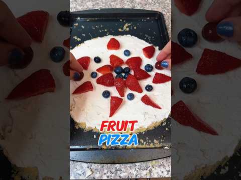 Yummy Dessert: Fruit Pizza #fruitpizza #dessert #summerrecipes