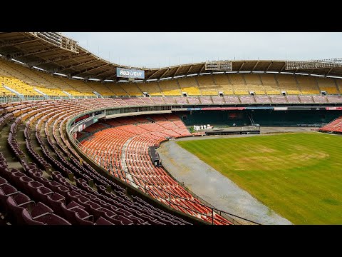 Exploring the Abandoned RFK Stadium