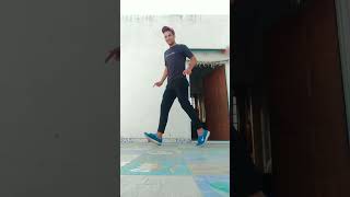 famous footwork dance step 🤘🤘#footwork #dance #shorts #trendingvideo #dancersunil7240