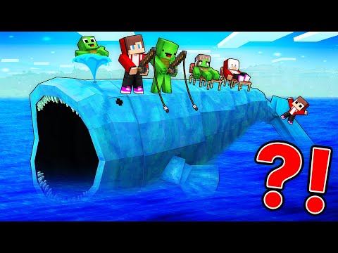 Mikey Family and JJ Family Survive Their First BLOOP TRIP in Minecraft (Maizen)