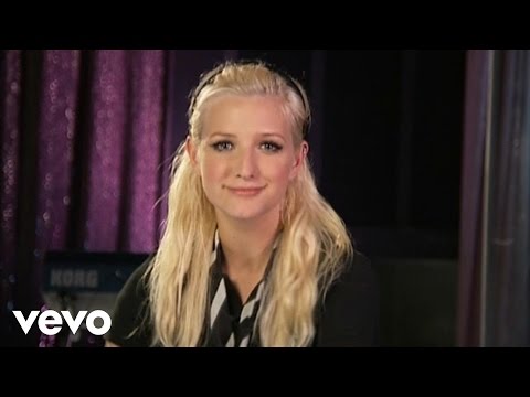 Ashlee Simpson - Boyfriend (AOL Sessions)