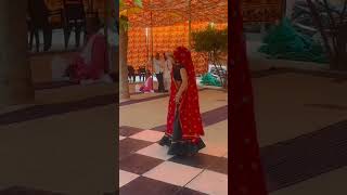 फ़ोटो खिंच कैमरा वाला……#meenageet #meenawati #meenawatidance #moti_hogi_re_manisha