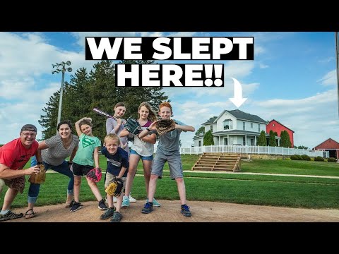 STAYING OVERNIGHT AT THE FIELD OF DREAMS HOUSE ⚾ | Field of Dreams and Movie House Tour