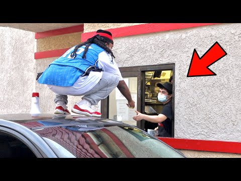 DRIVE THRU PRANKS IN THE HOOD!