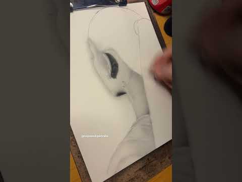 DRAWING ARIANA (tiktok: raymond.portraits) #art #shortsvideo #artist #artistdrawing #arianagrande