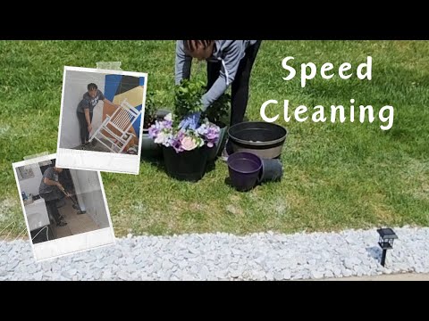 PATIO HACKS YOU HAVE TO TRY + SPEED CLEANING MOTIVATION | SMALL PATIO SUMMER FUN