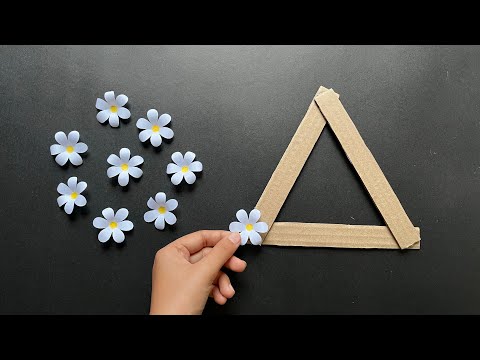 Beautiful paper flower wall hanging | Easy and simple wall hanging craft | Home decor ideas 💡