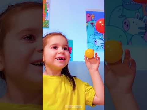 WOW 🤩 Let's learn Colors with Flying Rainbow Balls 🩵🩷💛 #shorts #learning