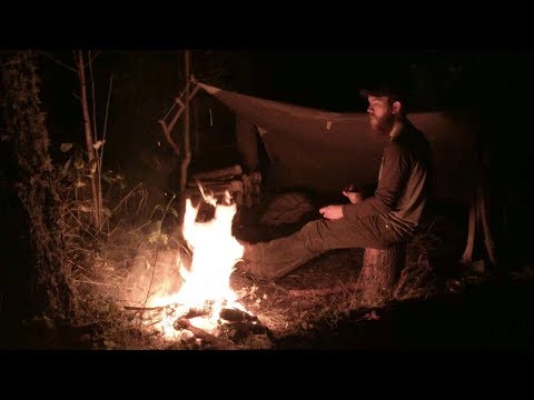 3 Days Solo Bushcraft - Crafting a Wooden Pack Frame