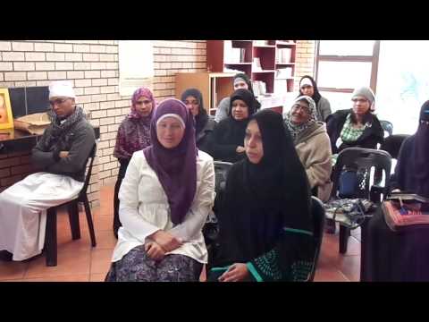 South African lady converts to Islam - September 2013