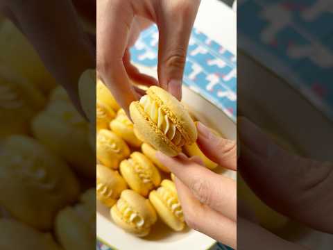 Lemon Macarons 🍋