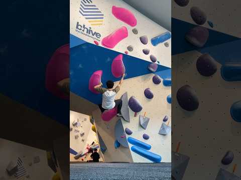 Big pinch underclings #bouldering