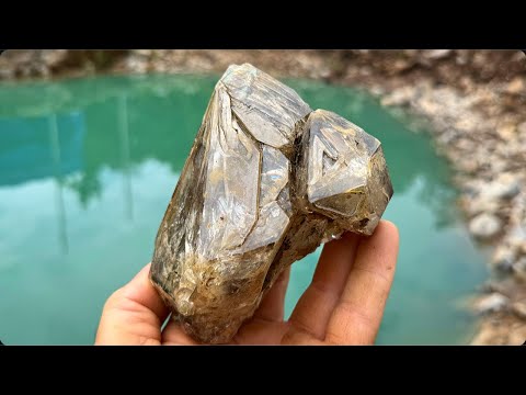 Found a Massive Herkimer Diamond Crystal Pocket!!