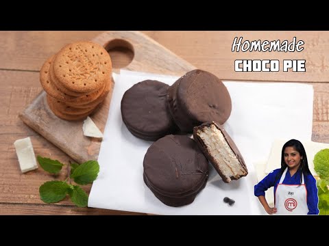 Homemade Choco Pie - Favourite Childhood Food using easily available ingredients | होममेड चोकोपाय