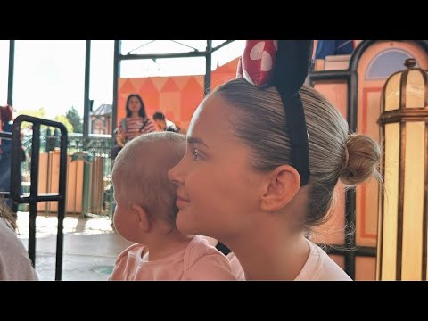 DISNEYLAND PARIS VLOG🏰🦄✨💘 | MOLLYMAE