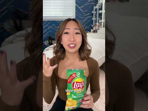 I tried bolognese Lay's! #foodreview #snack #snackreview #chips #lays #london #paris #asmr #mukbang