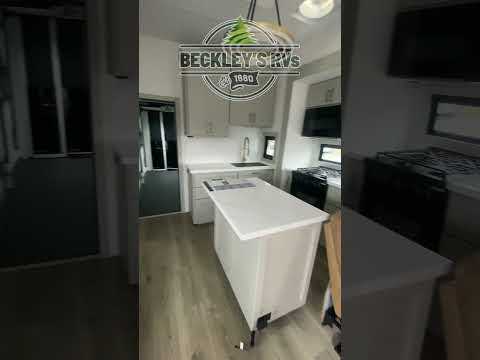 $214,126.00! New 2025 Brinkley Model G 3950 | Beckley's RVs