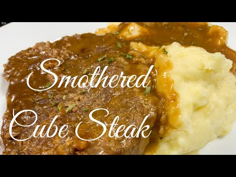 Southern Fried Cube Steak w/ Brown Gravy | Smothered Cube Steak | Comfort Food Recipe