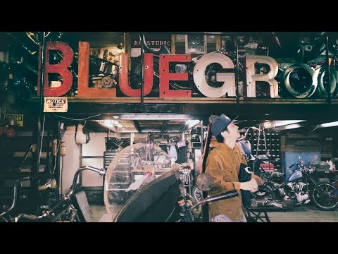 The road to vintage Harley chopper. Chapter 1/BLUE GROOVE