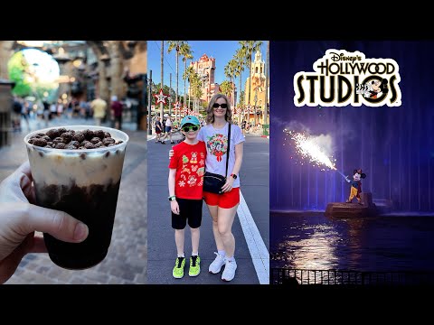 Disney's Hollywood Studios at Christmas 🤩 New Snacks, WILD Rides & Fantasmic