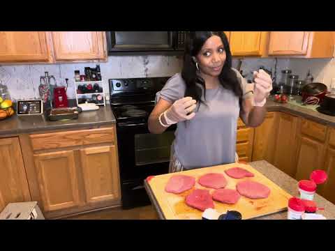 How to make: Chicken Fried Steak at home with |CHAMELEON GIRL