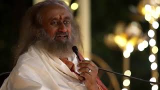 Welcome Goddess Lakshmi in 4 Ways by Sri Sri Ravi Shankar Gurudev