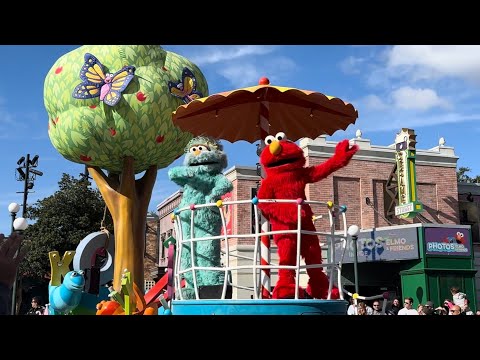 Sesame Street Party Parade Finale at Sea World Orlando!