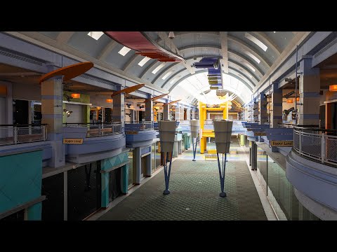 Exploring the Cincinnati Mills Mall - Abandoned Yet Still Open